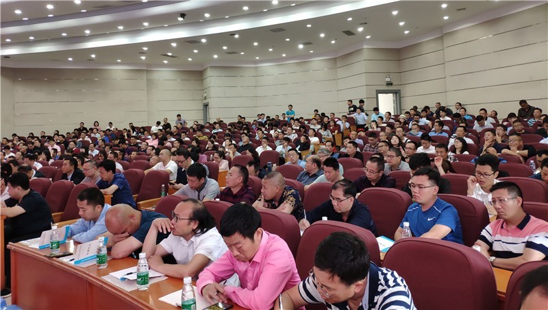圖為2019年舉辦“高考新政下學校的挑戰(zhàn)和應對研討會”。